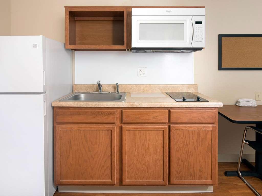 Extended Stay America Select Suites - Wichita - North Kamer foto