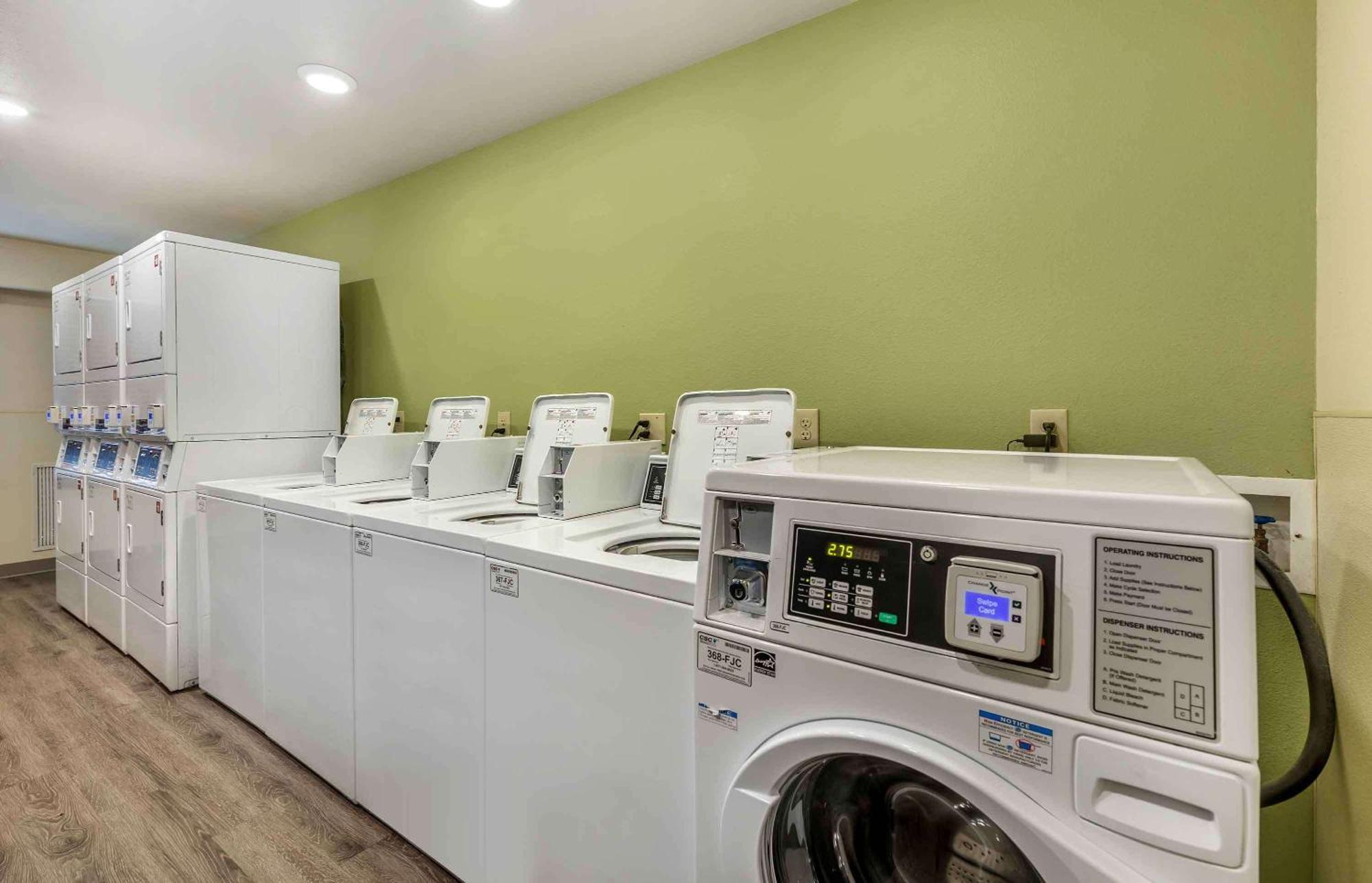Extended Stay America Select Suites - Wichita - North Buitenkant foto