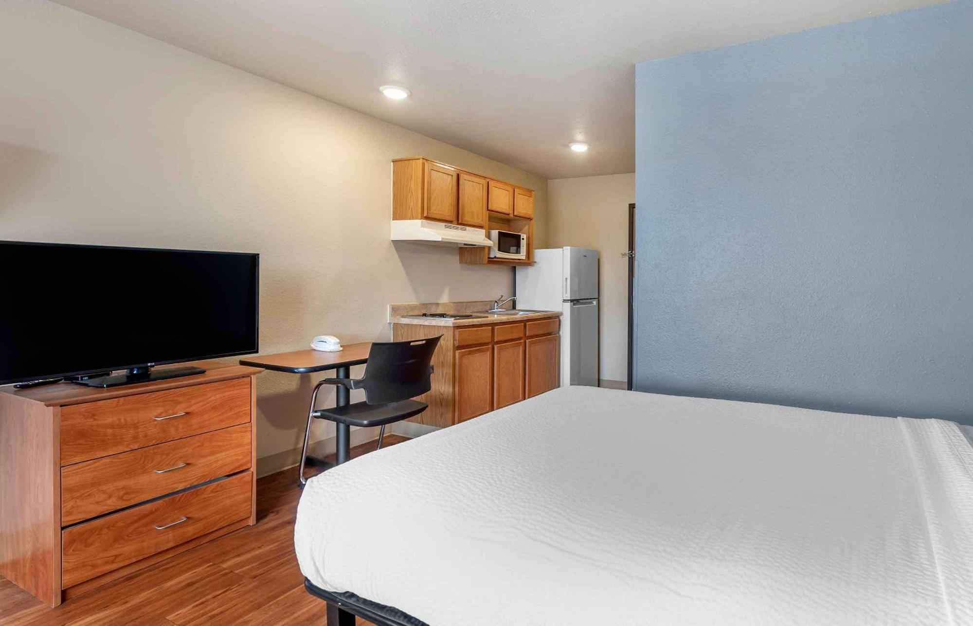 Extended Stay America Select Suites - Wichita - North Buitenkant foto