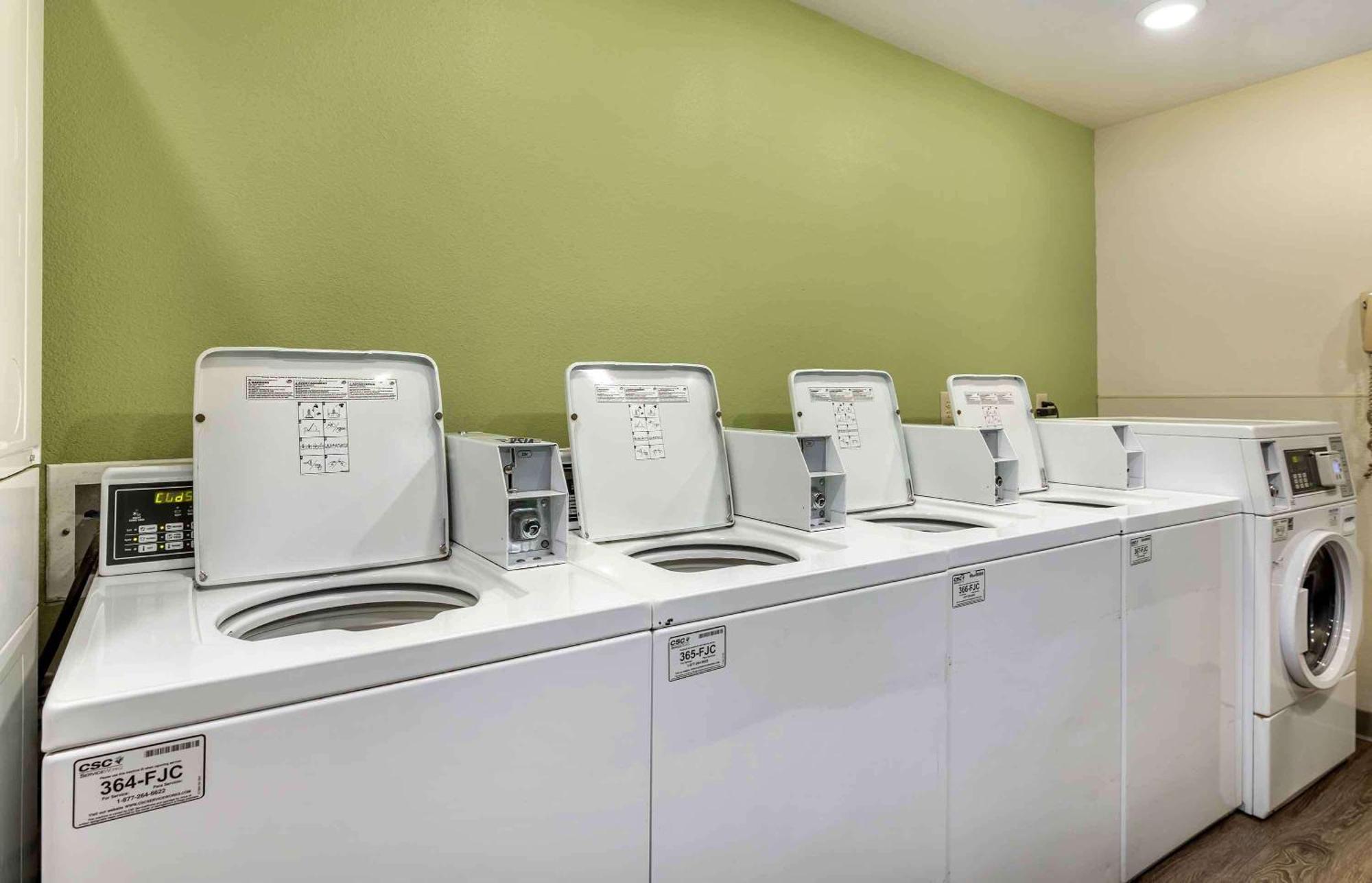 Extended Stay America Select Suites - Wichita - North Buitenkant foto