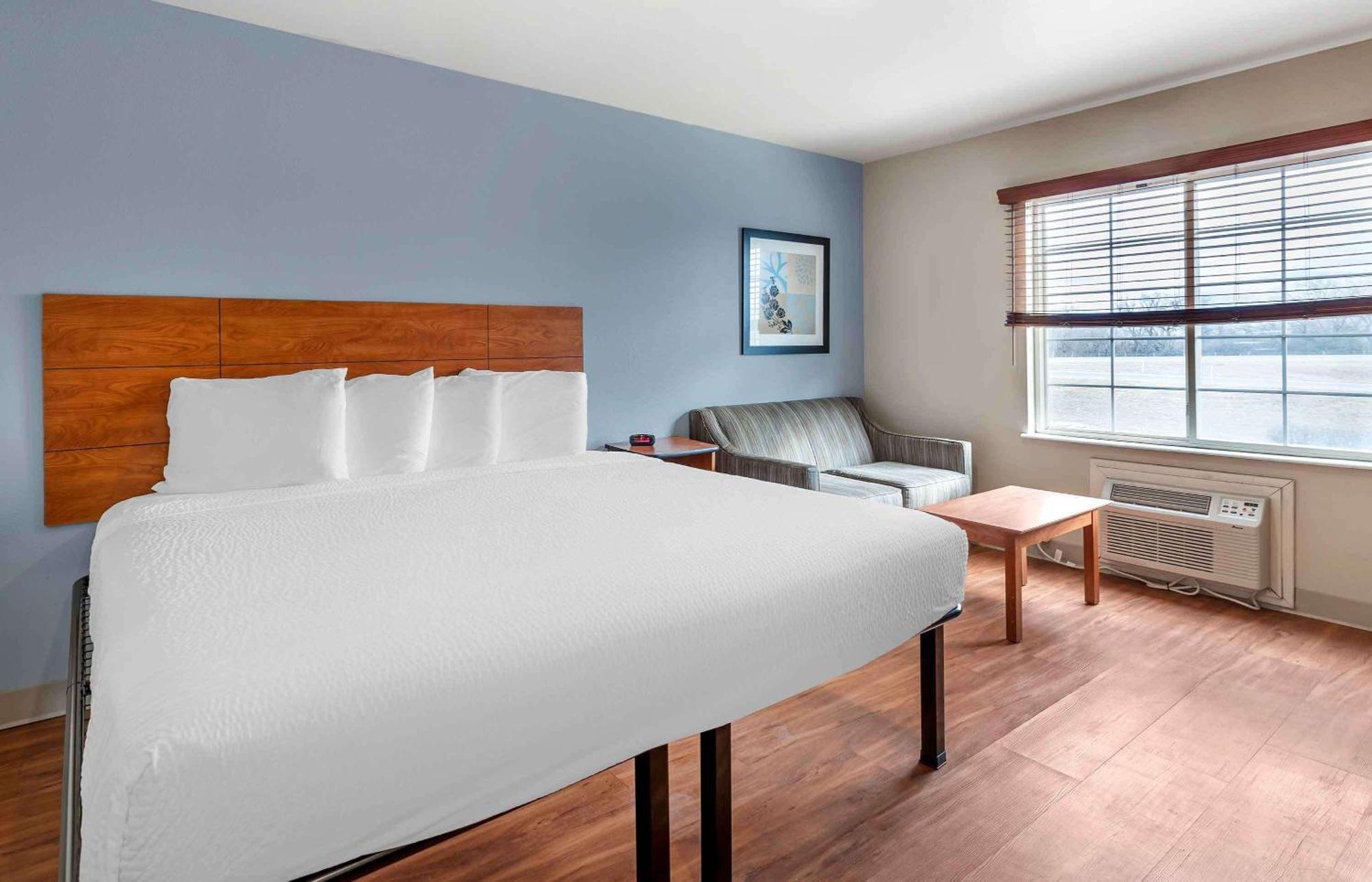 Extended Stay America Select Suites - Wichita - North Buitenkant foto