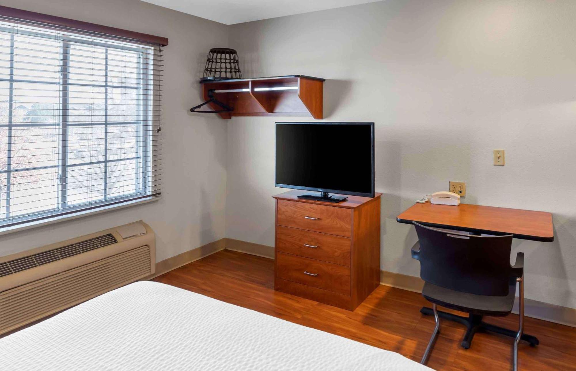 Extended Stay America Select Suites - Wichita - North Buitenkant foto