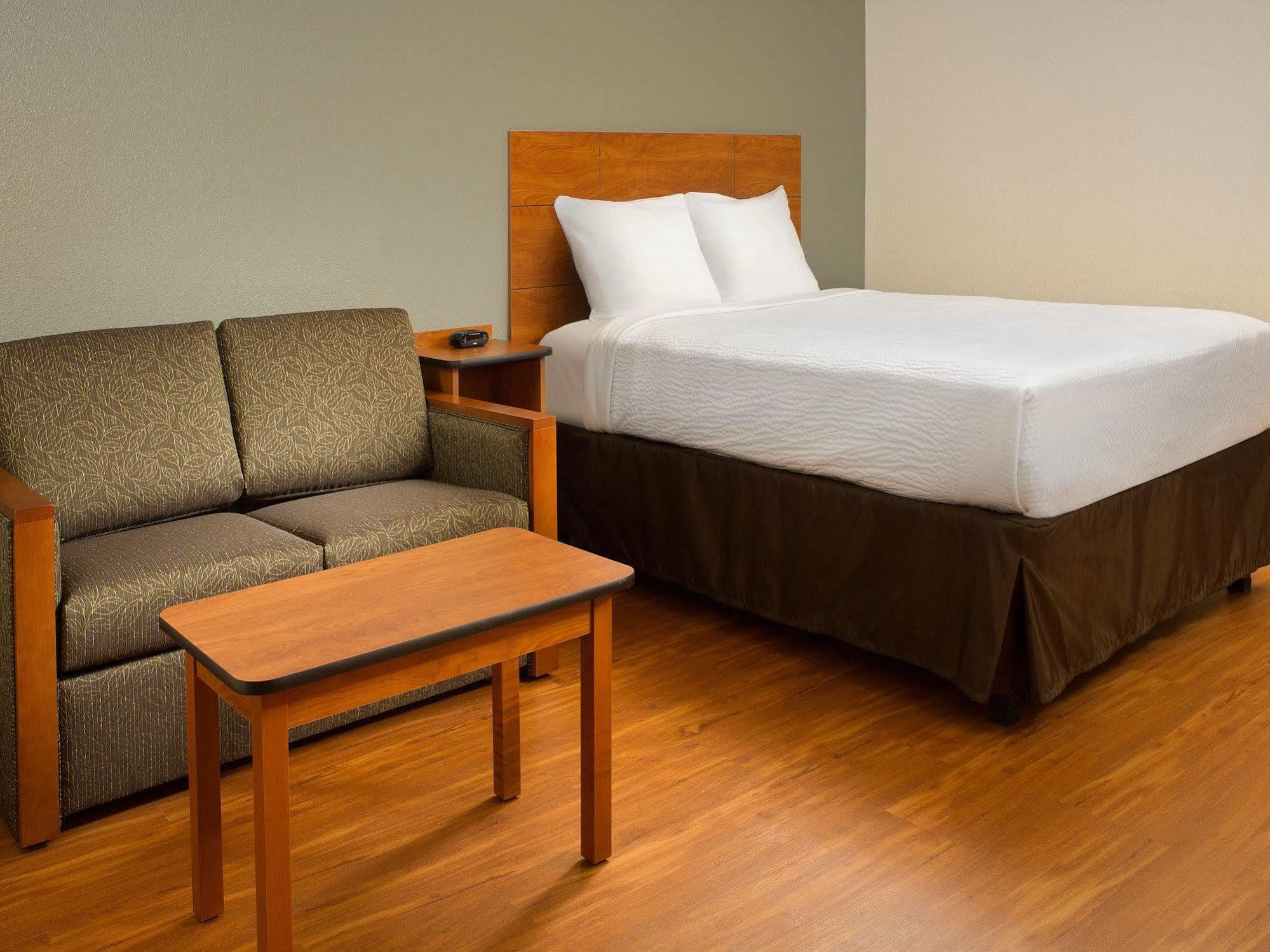 Extended Stay America Select Suites - Wichita - North Buitenkant foto